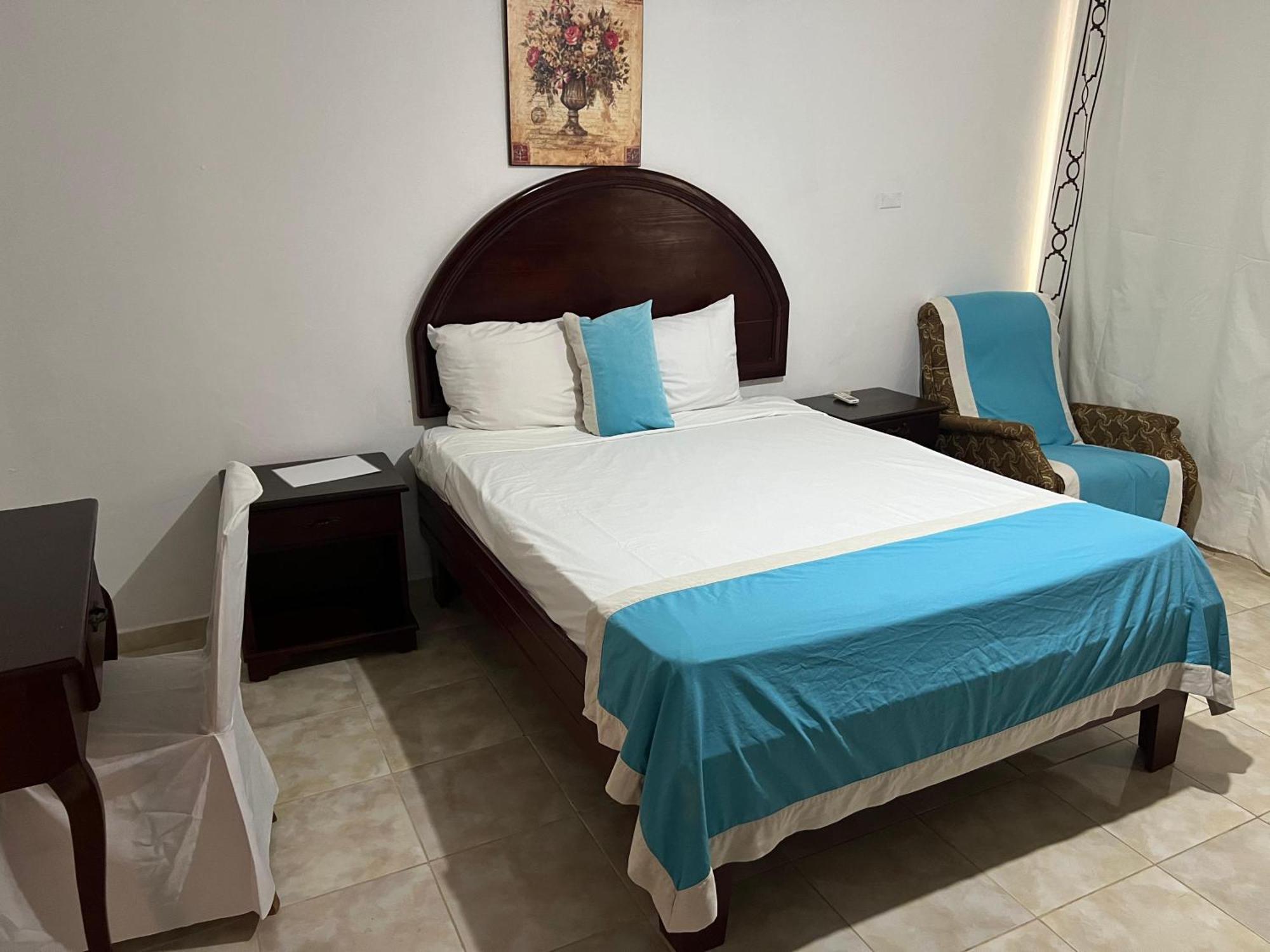 Hotel Nuevo Amanecer El Catey Eksteriør billede